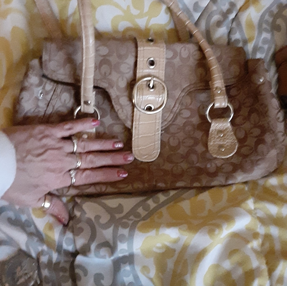 Purse - Picture 3 of 5